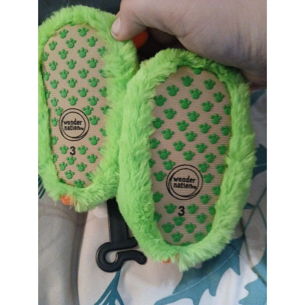 Adorable Wonder Nation Infant Boys Green & Orange Monster Claw Slippers - Size 3